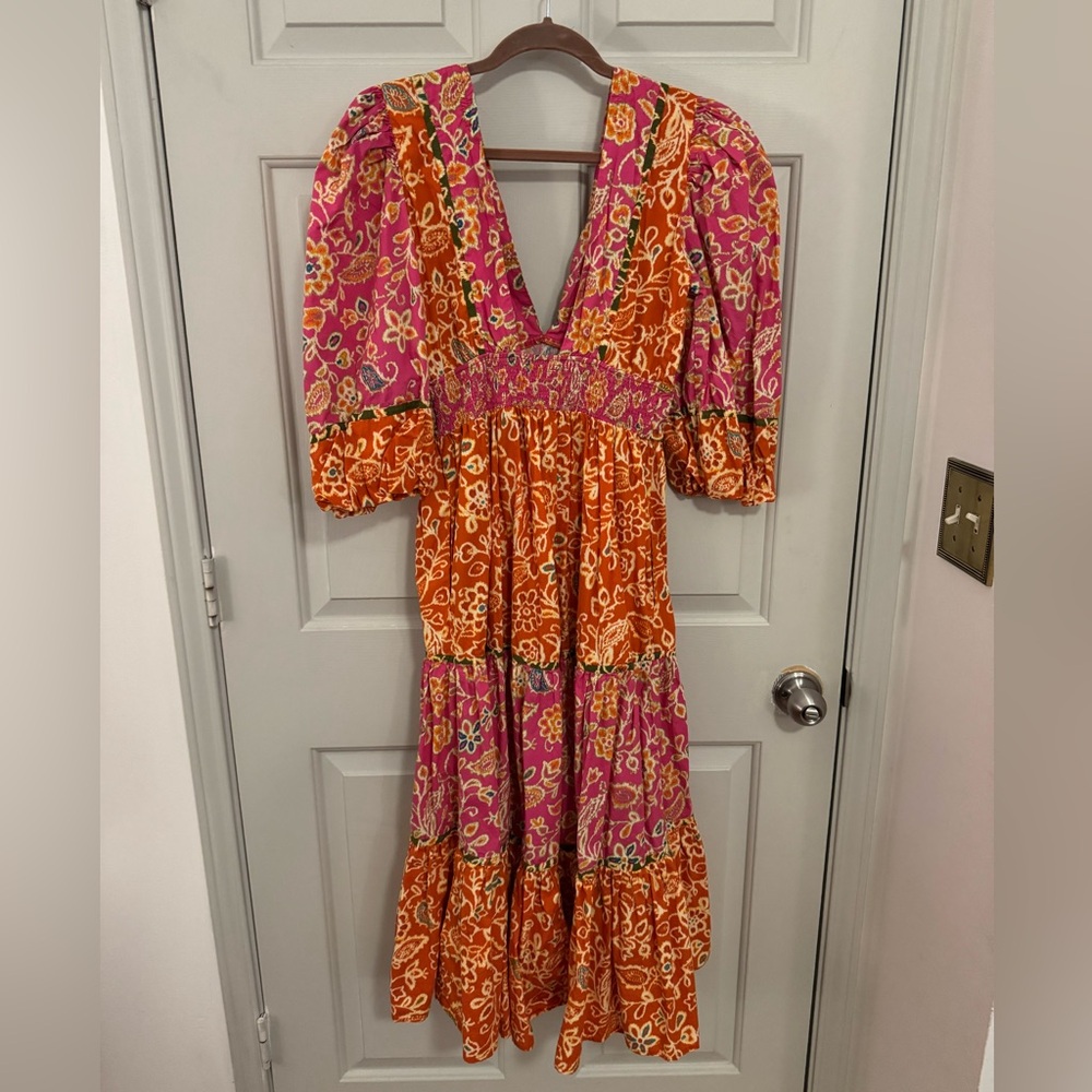 Love the Label Colorful Floral Deep V-Neck Dress size Medium